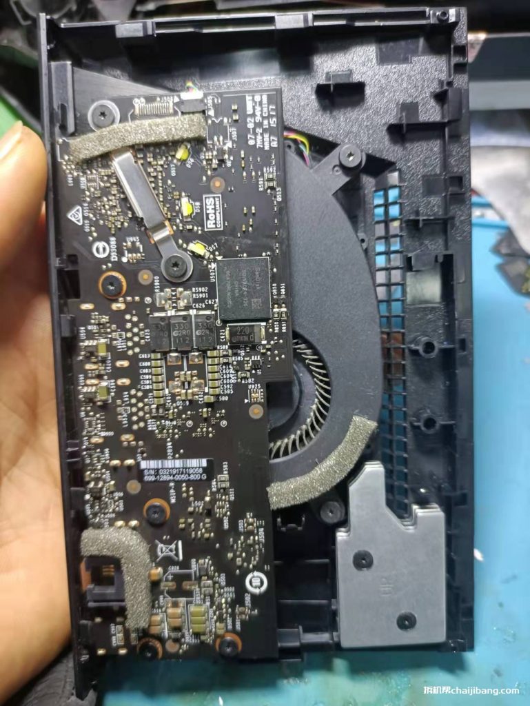 英伟达SHIELD盒子拆机扩容硬盘测评