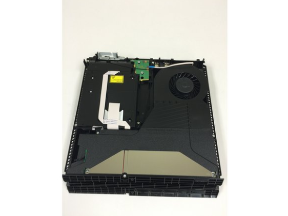 拆解索尼PlayStation 4芯片维修