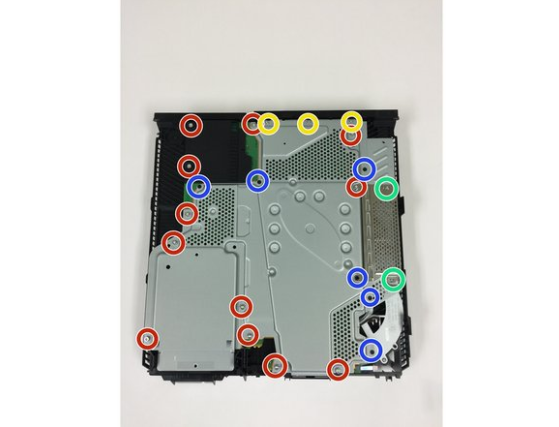 拆解索尼PlayStation 4芯片维修