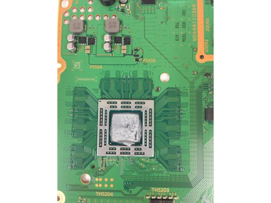 拆解索尼PlayStation 4芯片维修