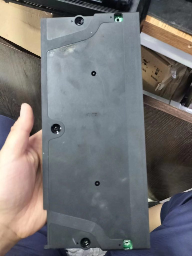 索尼PS4Pro游戏机不开机拆机图解