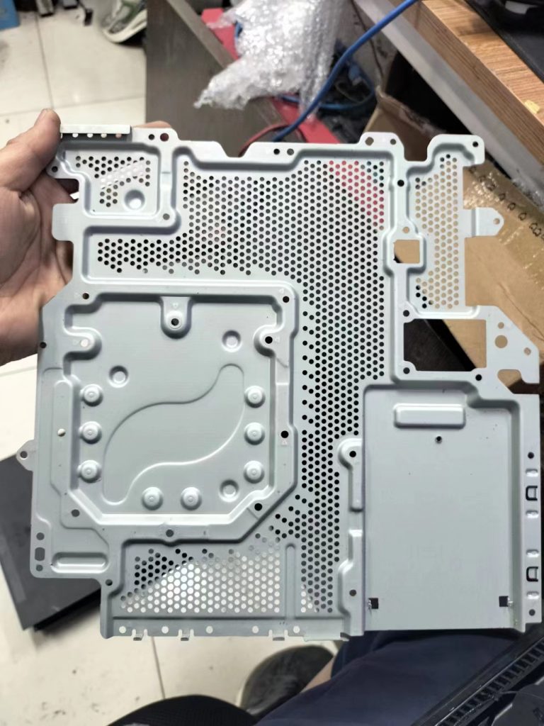 索尼PS4Pro游戏机不开机拆机图解