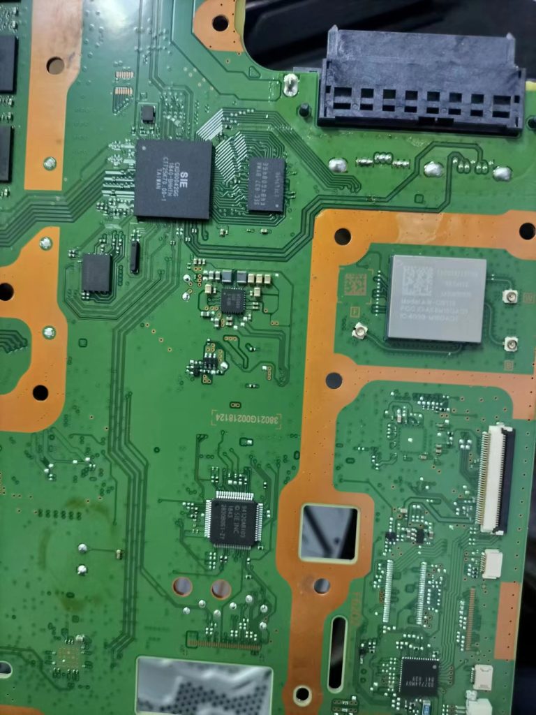 索尼PS4Pro游戏机不开机拆机图解