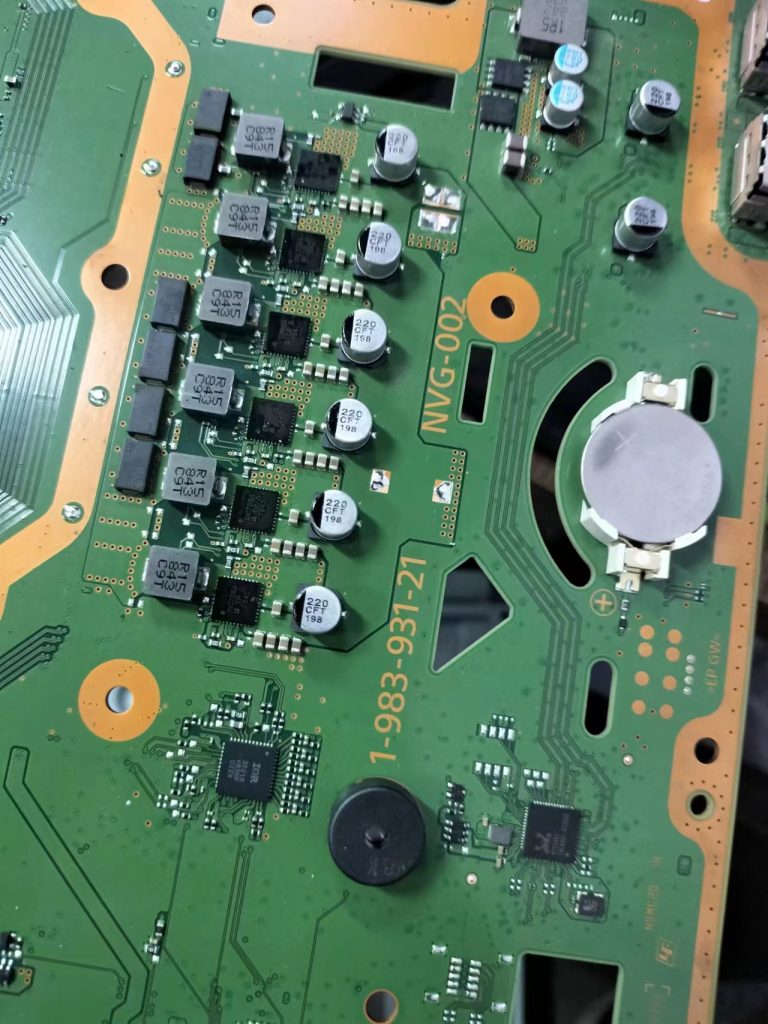 索尼PS4Pro游戏机不开机拆机图解