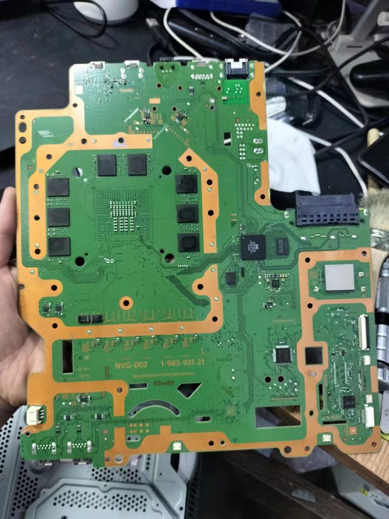 索尼PS4Pro游戏机不开机拆机图解