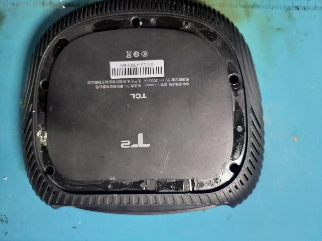 TCL T2游戏主机拆解内部结构挺好可惜无法使用