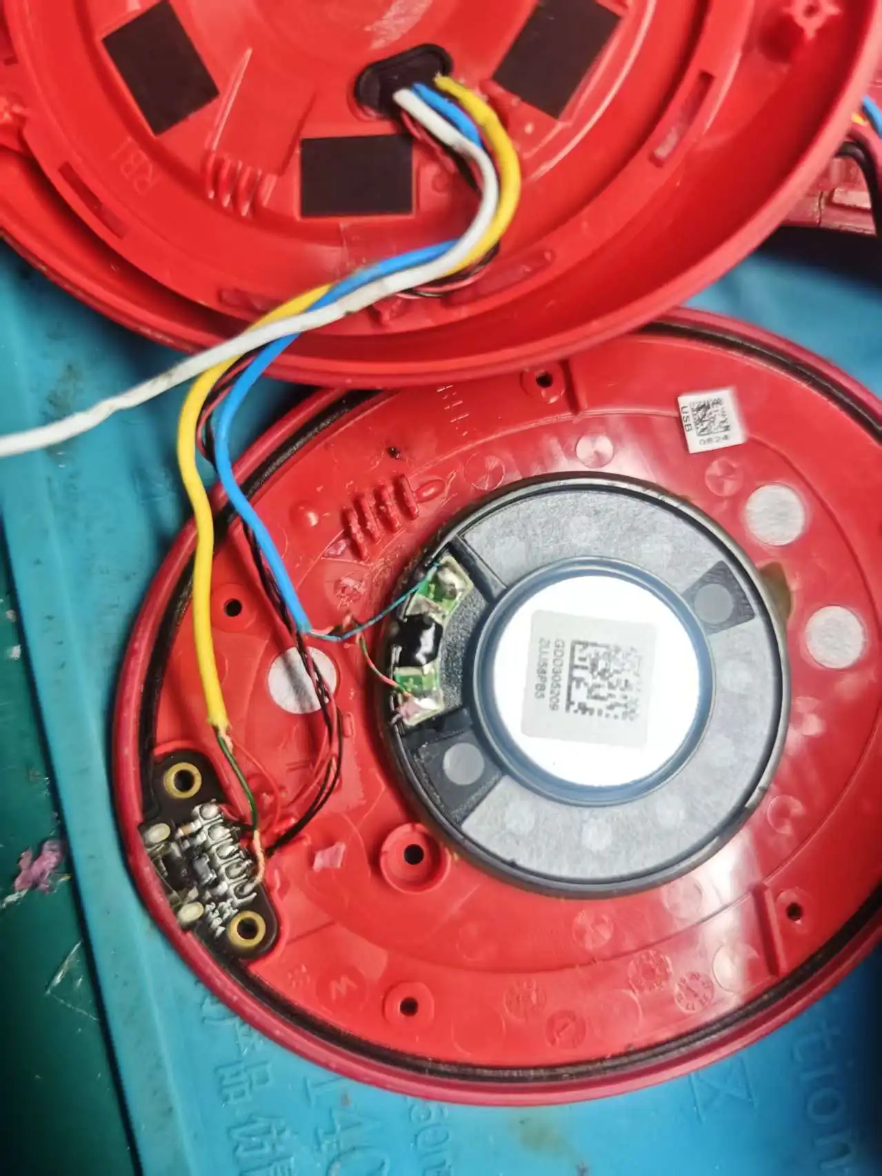 Beats Studio3 Wireless无线蓝牙耳机拆解维修