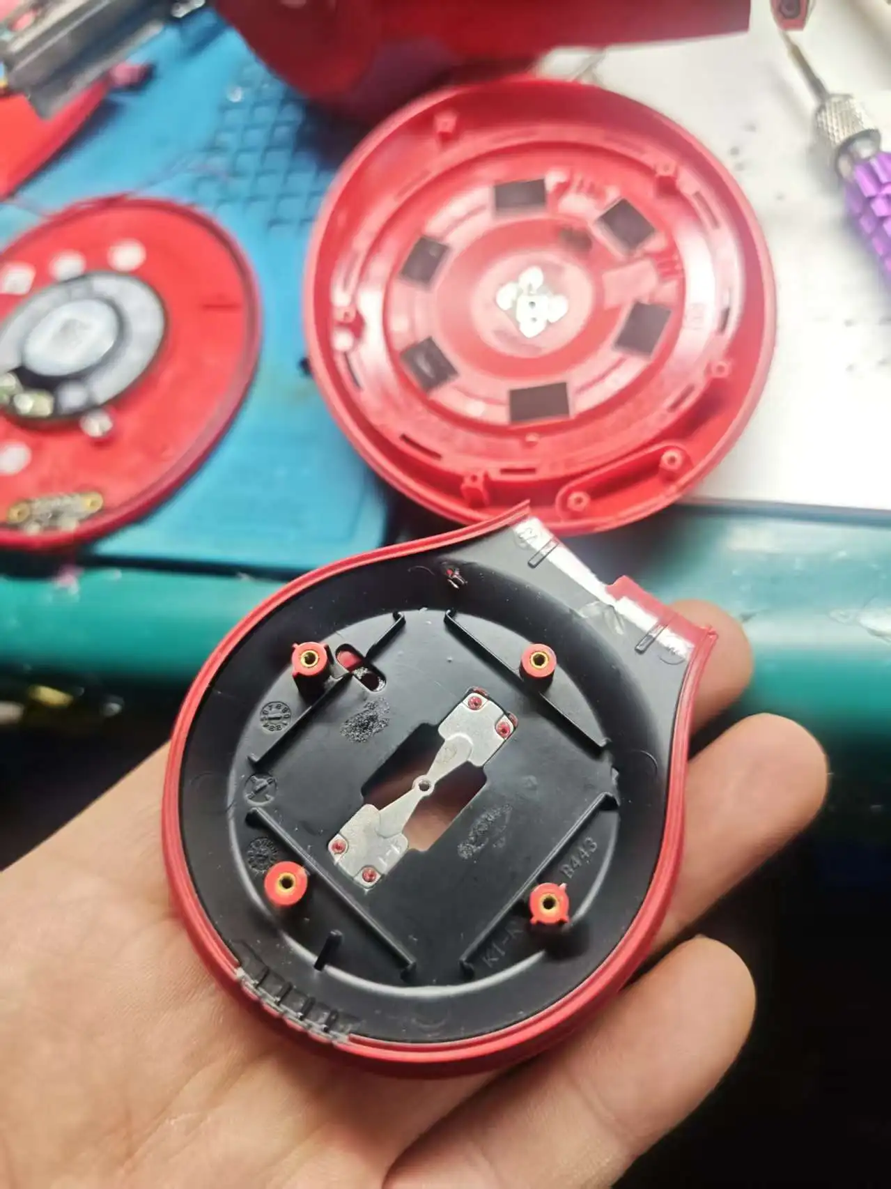 Beats Studio3 Wireless无线蓝牙耳机拆解维修