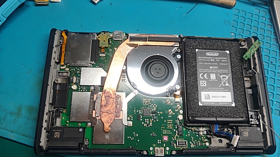 任天堂Switch2短路不开机挖板层飞线硬核抢救