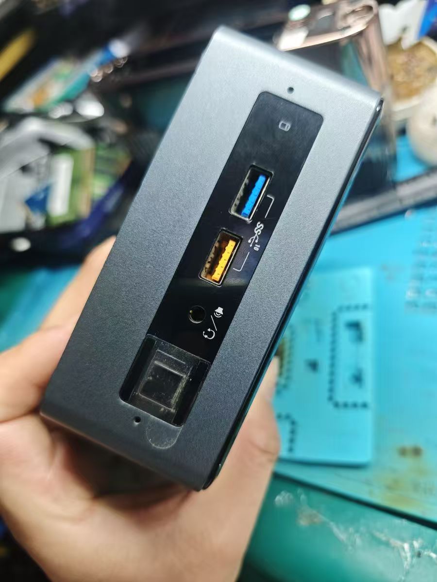 Intel NUC微型小电脑不开机拆解维修