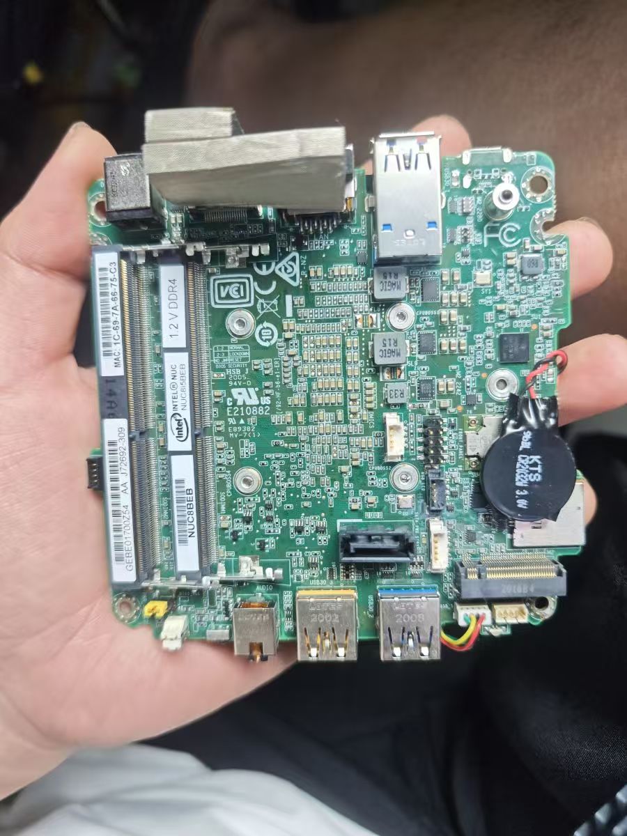 Intel NUC微型小电脑不开机拆解维修