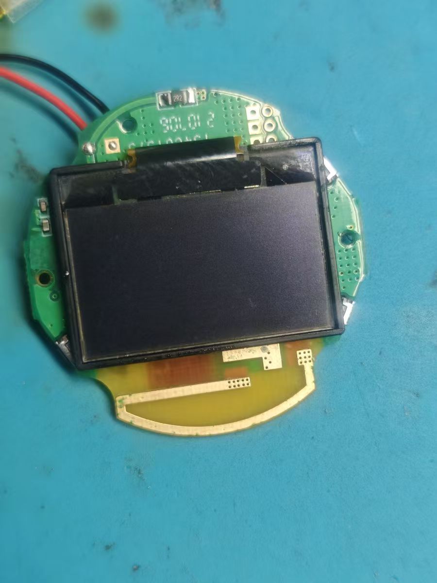 多嘴猫手表呼叫器进水拆解维修