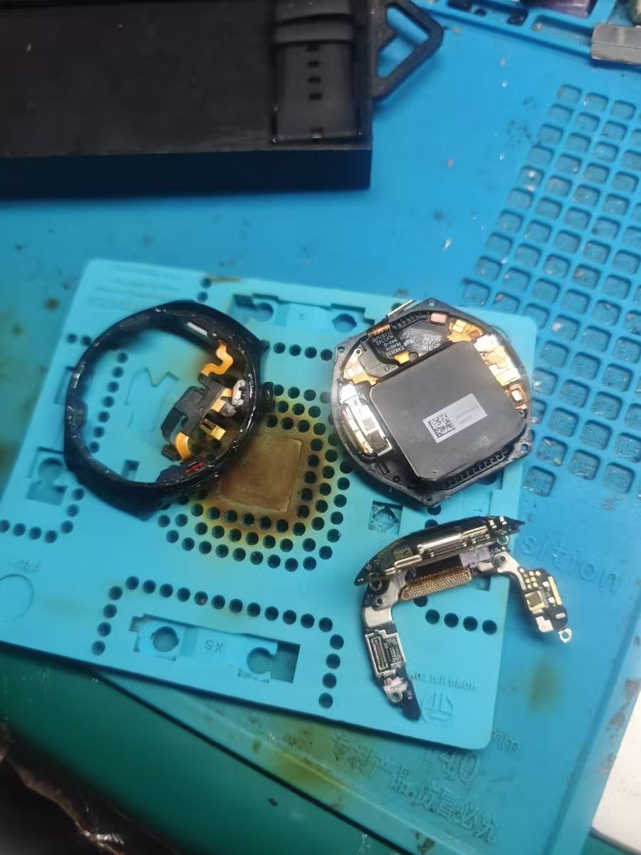 华为GT4手表进水拆解维修