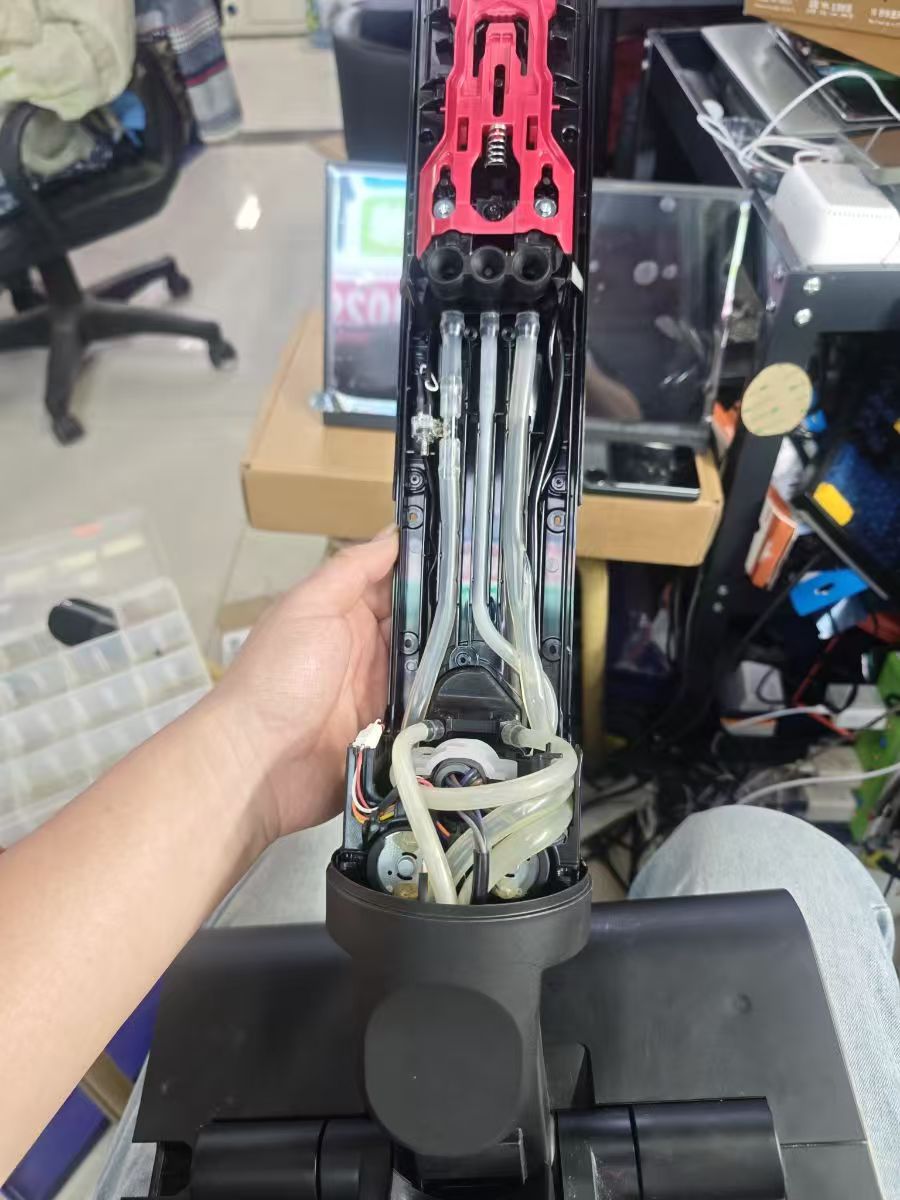 戴森G1吸尘器不吸水拆解维修