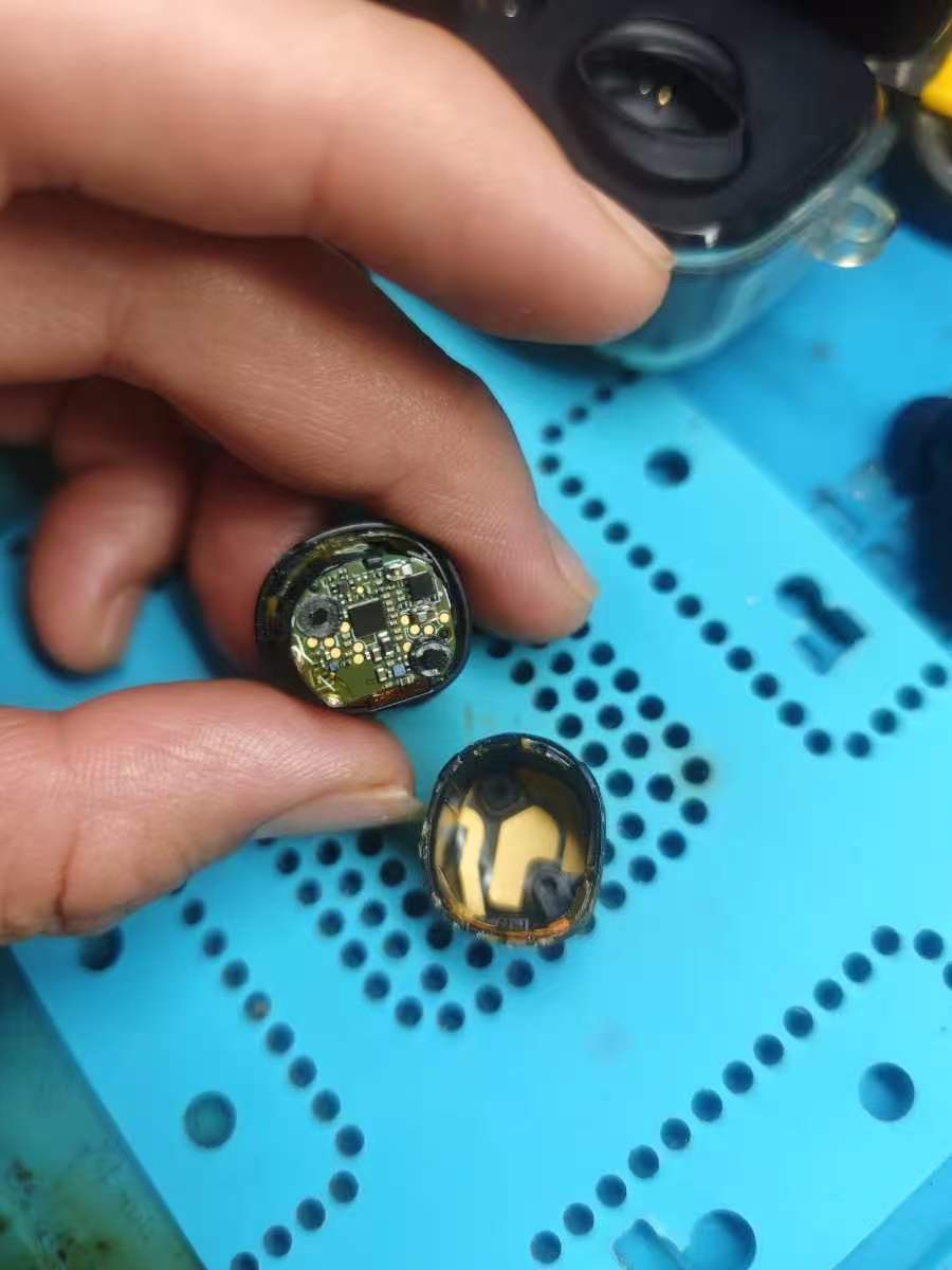 森海塞尔蓝牙耳机拆机更换电池