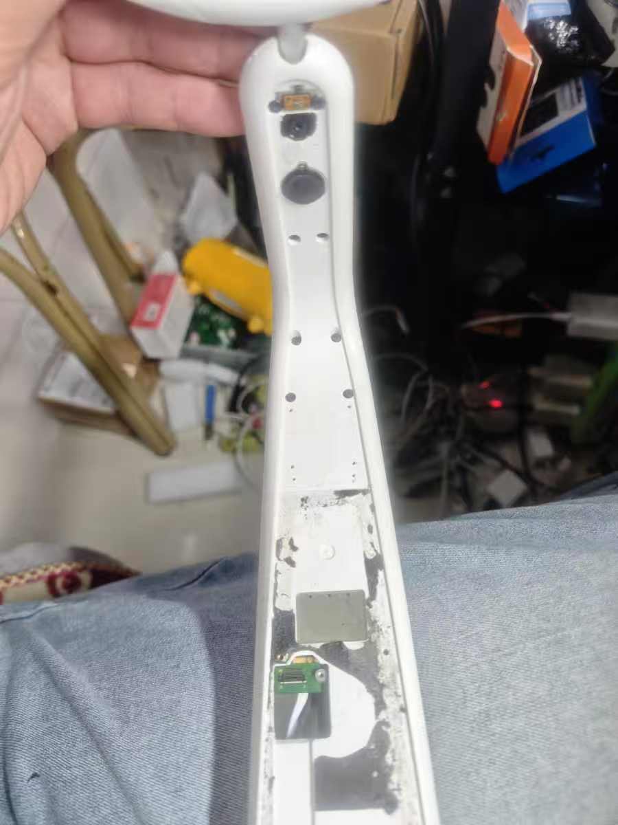 网易有道台灯不开机拆机重整CPU正常开机