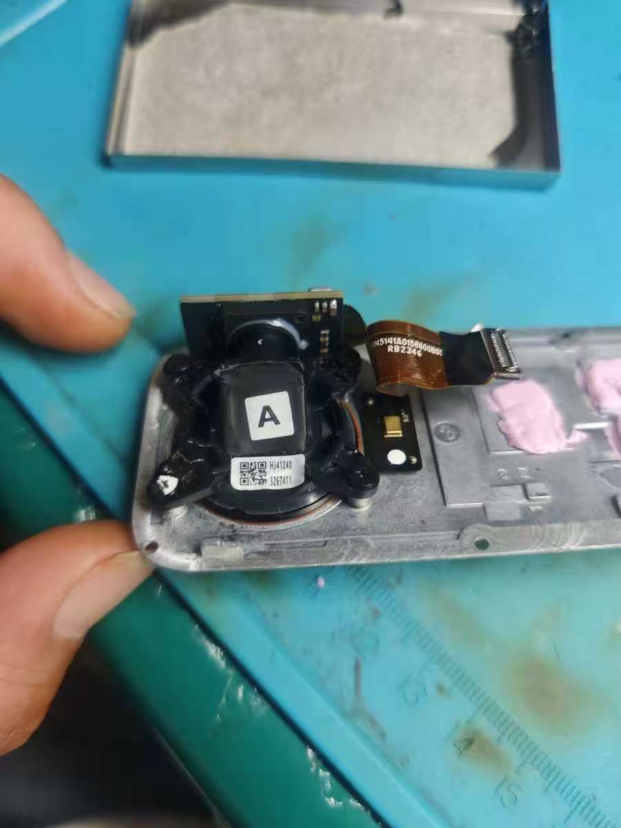 影石Insta360摔不开机拆机维修