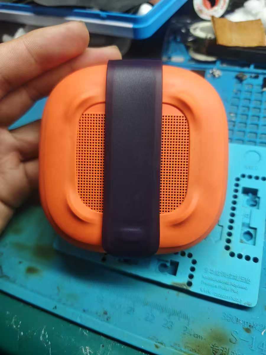 Bose SoundLink Micro蓝牙音箱不开机拆机维修