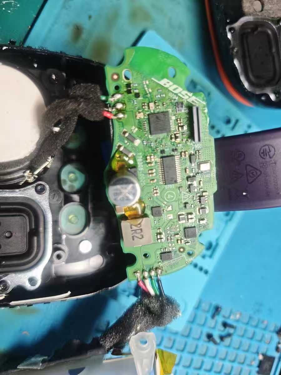 Bose SoundLink Micro蓝牙音箱不开机拆机维修